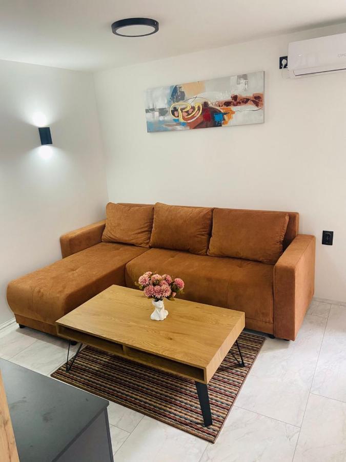 Urban Chic Studio Ниш Экстерьер фото